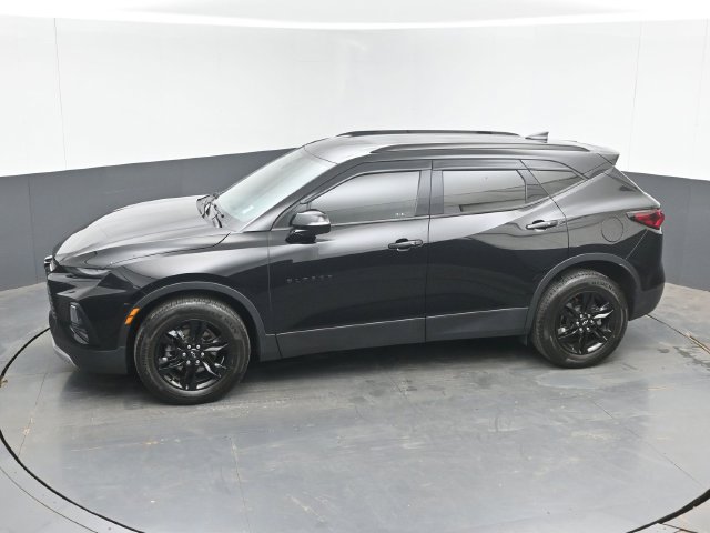 Used 2022 Chevrolet Blazer LT w/ Sound & Technology Package FWD image 36