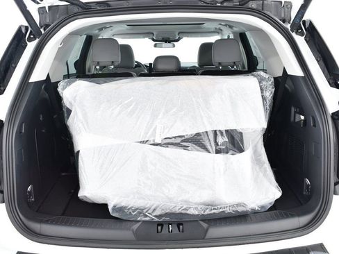 New 2025 Ford Explorer Active w/ Active Comfort Package image 21