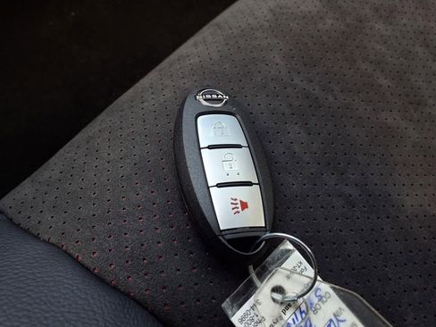 New 2025 Nissan Z NISMO w/ Floor Mat Package RWD image 31