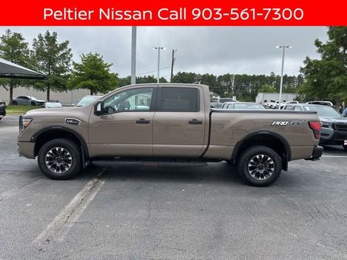 Certified 2024 Nissan Titan PRO-4X AWD/4WD image 6