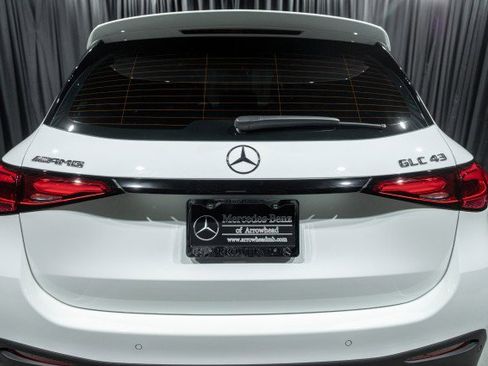 New 2026 Mercedes-Benz GLC 43 AMG 4MATIC image 6