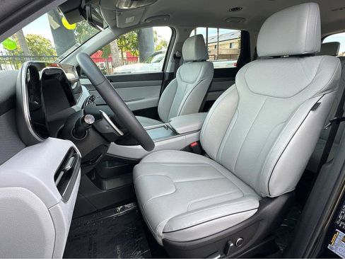 Used 2023 Hyundai Palisade SEL w/ Cargo Package image 8