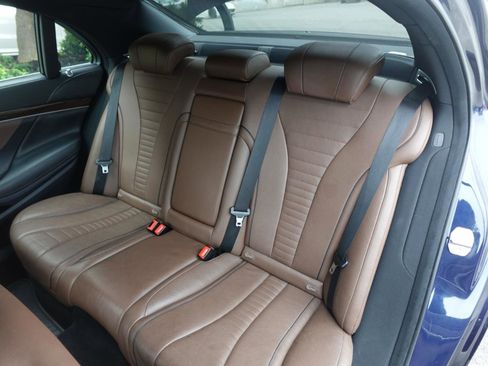 Used 2020 Mercedes-Benz S 560 Sedan image 16