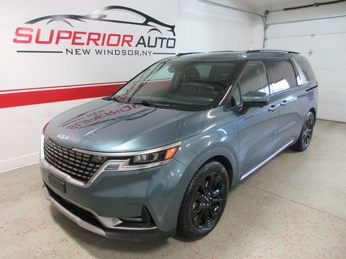 Used 2023 Kia Carnival SX Prestige image 10