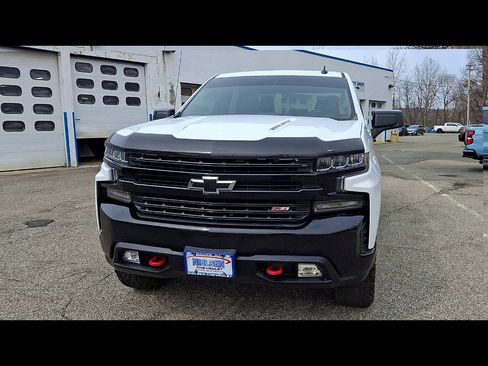 Certified 2020 Chevrolet Silverado 1500 LT Trail Boss w/ Convenience Package image 3