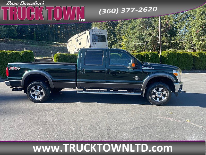 Used 2016 Ford F350 Lariat w/ Lariat Interior Package AWD/4WD image 2