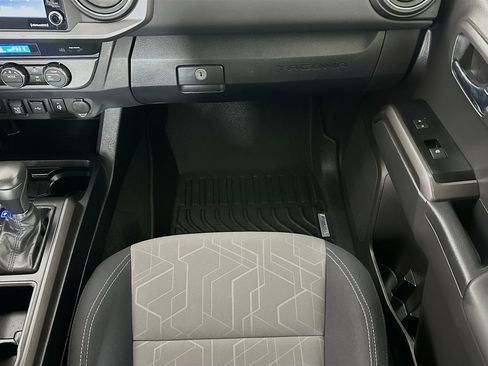 Used 2023 Toyota Tacoma TRD Sport image 22