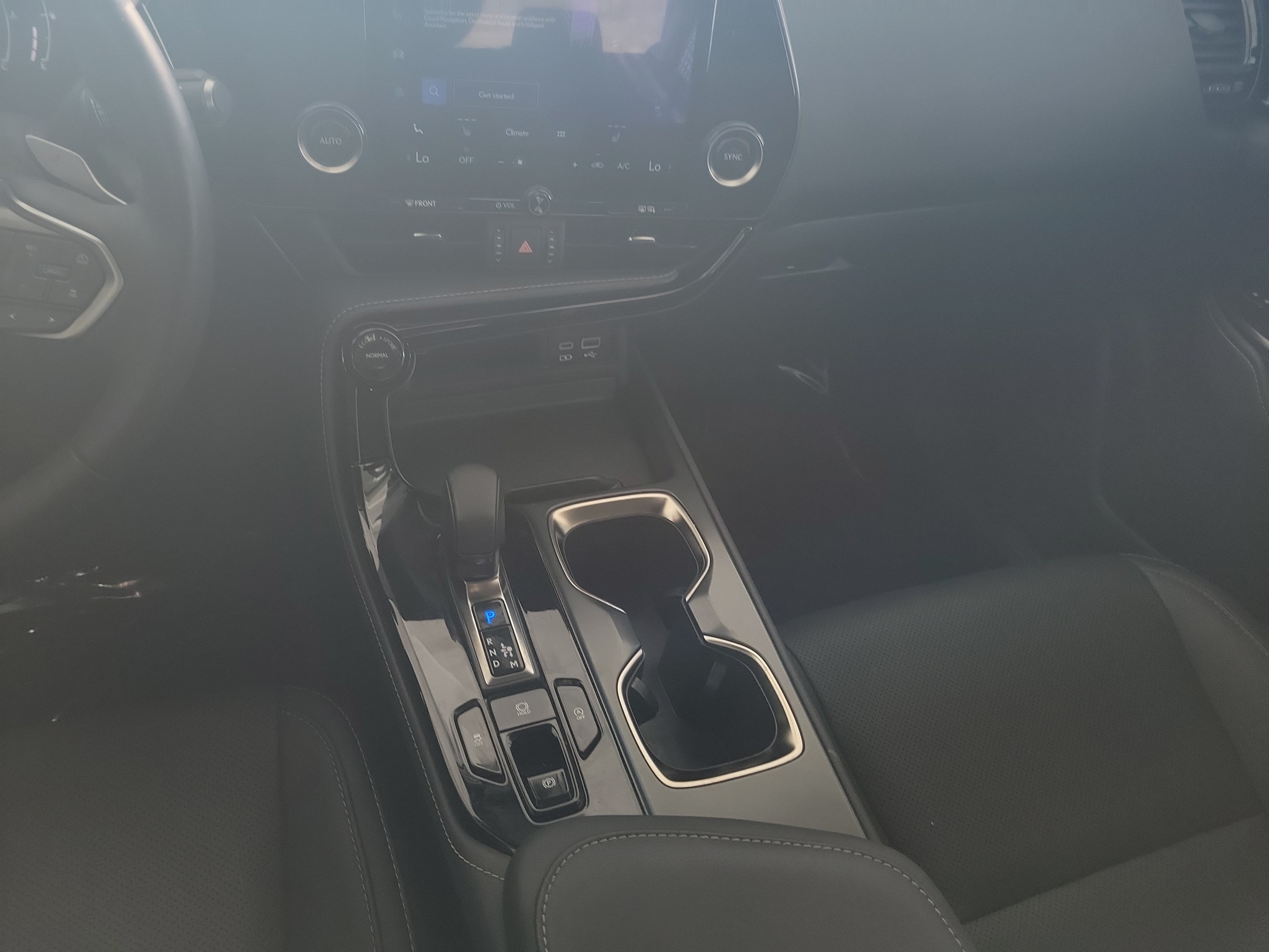 Certified 2024 Lexus NX 250 FWD w/ Towing Package (2000 Lbs) image 18