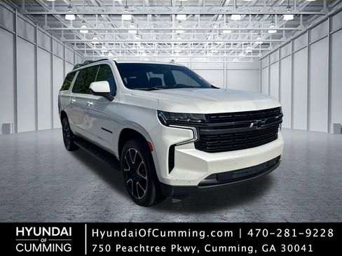 Used 2022 Chevrolet Suburban RST AWD/4WD image 1
