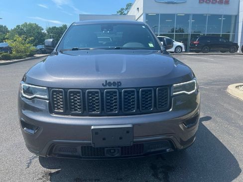 Used 2021 Jeep Grand Cherokee Laredo X AWD/4WD image 9