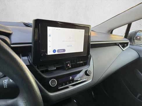 Used 2023 Toyota Corolla LE image 12