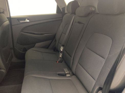 Used 2019 Hyundai Tucson Value FWD image 18