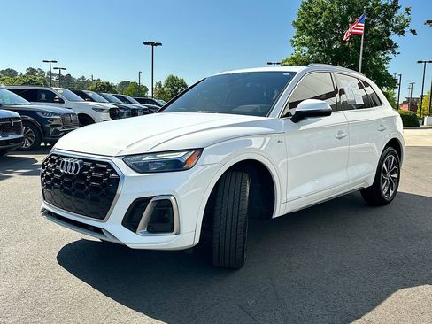 Used 2022 Audi Q5 2.0T Premium AWD/4WD image 2
