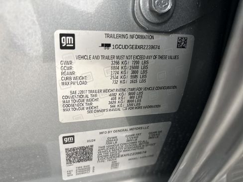 Used 2024 Chevrolet Silverado 1500 LTZ image 17