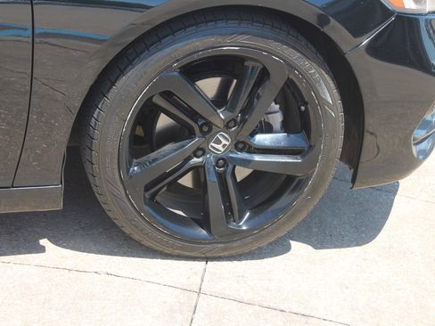 Used 2020 Honda Accord Sport image 4