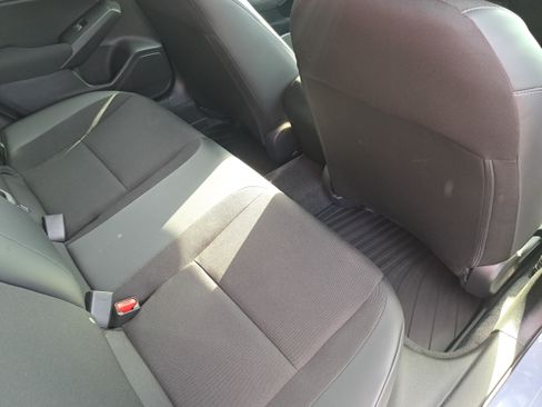 Used 2023 Honda Civic Sport image 11