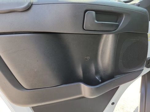 Used 2025 RAM ProMaster 2500 w/ Convenience Group FWD image 16