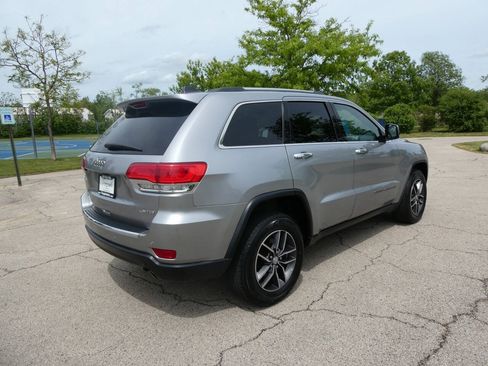 Used 2018 Jeep Grand Cherokee Limited AWD/4WD image 5