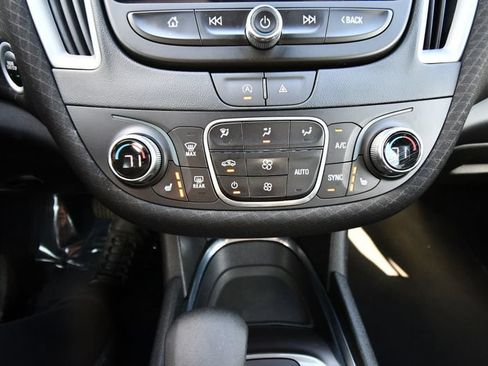 Used 2023 Chevrolet Malibu LT FWD image 25