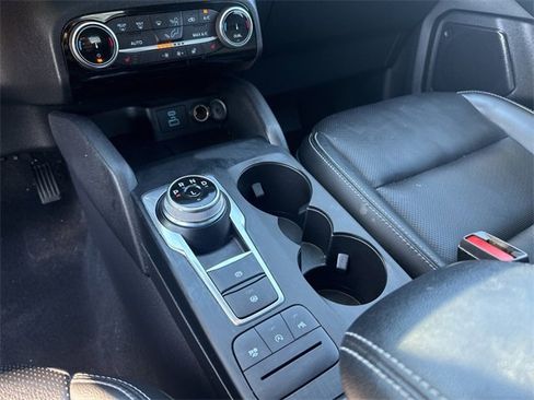 Used 2022 Ford Escape Titanium image 15