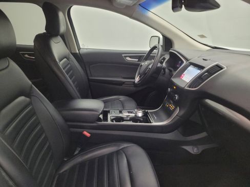 Used 2019 Ford Edge SEL w/ Equipment Group 201A FWD image 21