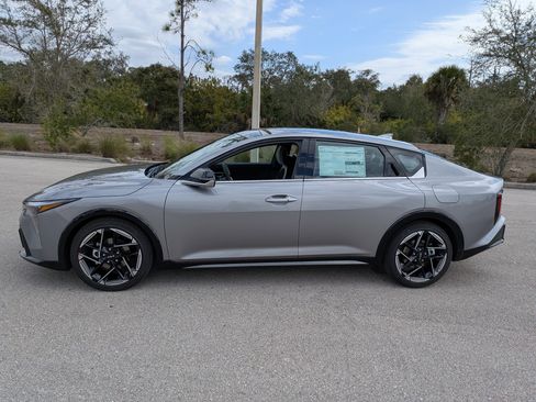 New 2026 Kia K4 GT-Line image 8