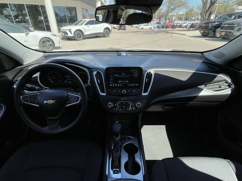 Certified 2024 Chevrolet Malibu LT image 11