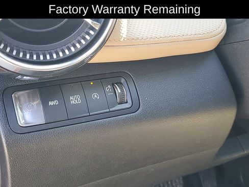 Used 2025 Chevrolet Equinox ACTIV image 8