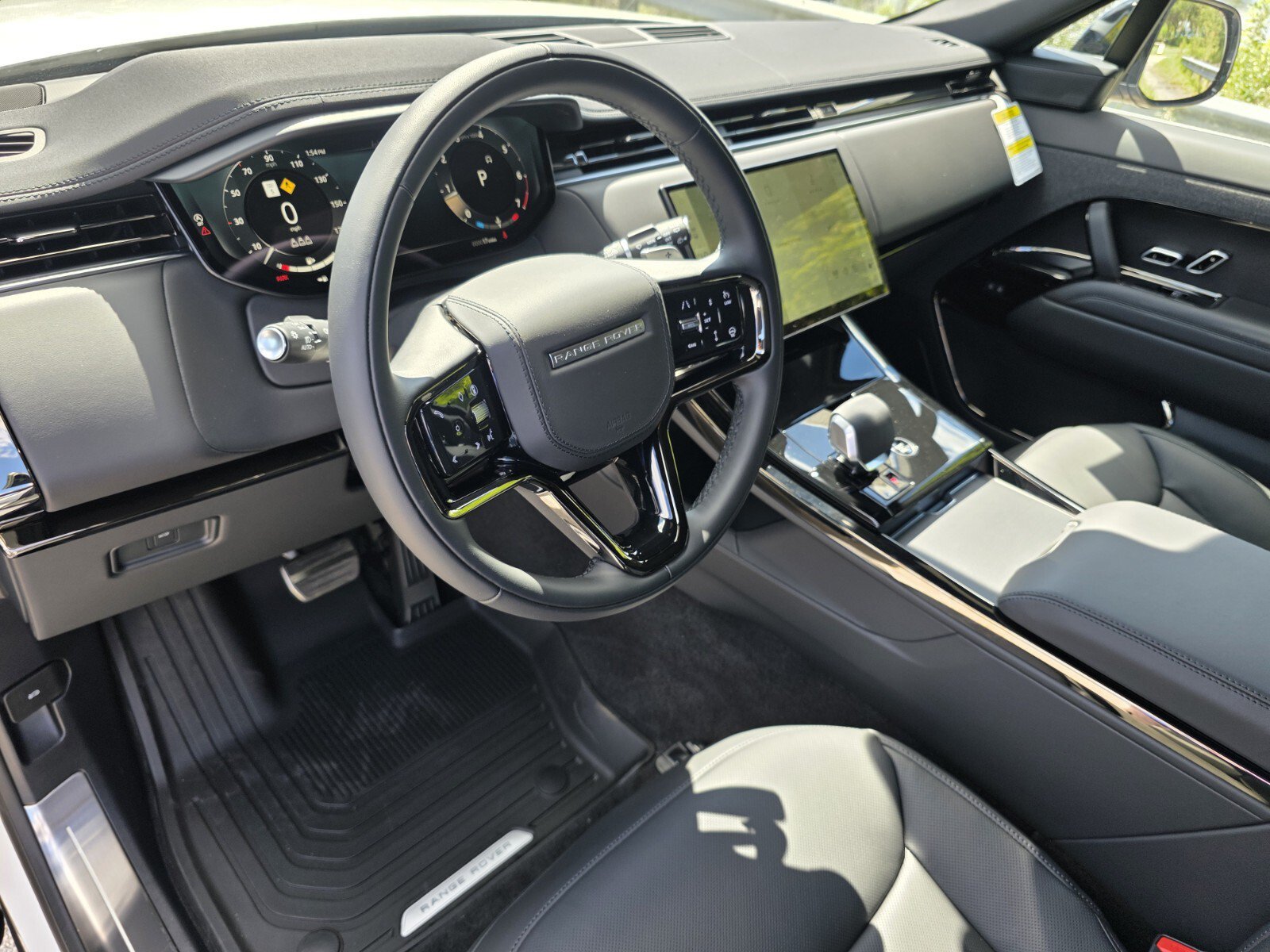 New 2027 Land Rover Range Rover Sport Dynamic SE AWD/4WD image 10