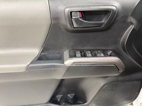 Used 2023 Toyota Tacoma SR5 w/ Black Out Package (TMS) image 18