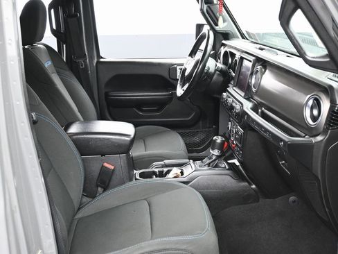 Used 2021 Jeep Wrangler Unlimited Rubicon 4xe w/ Steel Bumper Group image 34