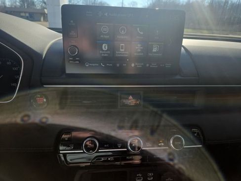 New 2025 Honda Pilot Touring image 18