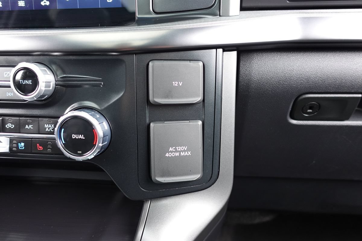 Used 2024 Ford F150 Lariat w/ Equipment Group 502A High AWD/4WD image 45
