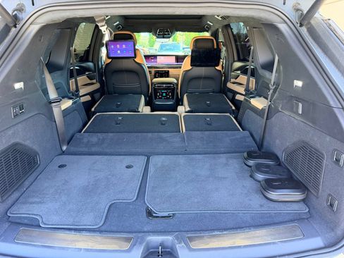 Used 2025 Cadillac Escalade IQ Luxury 2 AWD/4WD image 28