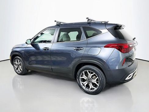 Used 2021 Kia Seltos EX AWD/4WD image 5