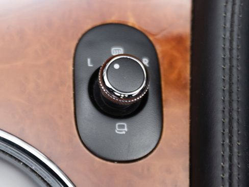 Used 2006 Bentley Flying Spur Flying Spur AWD/4WD image 95