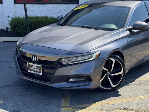 Used 2018 Honda Accord Sport image 6