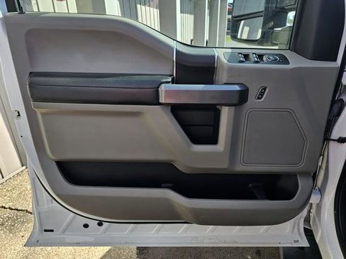 Used 2019 Ford F150 XLT w/ Trailer Tow Package image 10