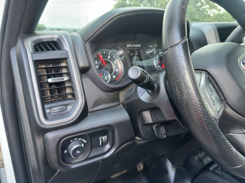 Used 2024 RAM 2500 Tradesman w/ Chrome Appearance Group AWD/4WD image 20