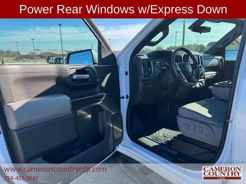 Used 2022 Chevrolet Silverado 1500 LT w/ Z71 Off-Road Package image 15