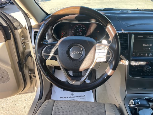Used 2014 Jeep Grand Cherokee Overland AWD/4WD image 23