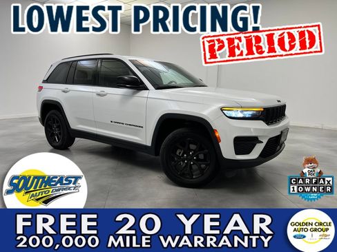 Used 2025 Jeep Grand Cherokee Altitude AWD/4WD image 1