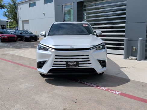 Used 2024 Lexus TX 350 FWD image 3