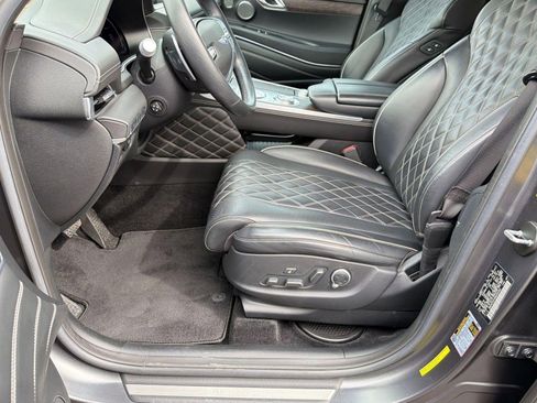 Used 2022 Genesis GV80 3.5T Prestige Signature image 4