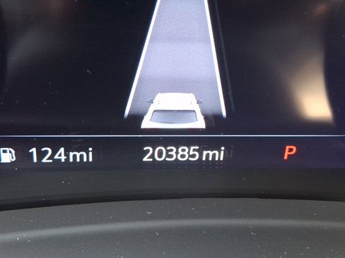 Used 2023 Buick Envision Avenir image 23