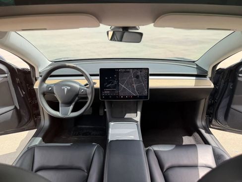 Used 2021 Tesla Model 3 Standard Range Plus image 29