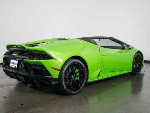Used 2023 Lamborghini Huracan EVO AWD/4WD image 8