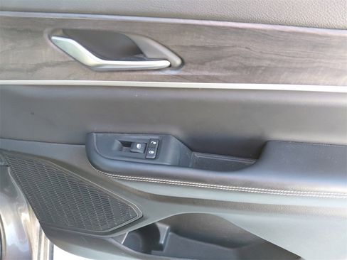 Used 2023 Jeep Grand Cherokee L Limited image 22