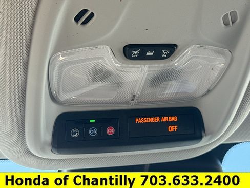 Used 2024 Chevrolet TrailBlazer LS w/ LS Convenience Package AWD/4WD image 17
