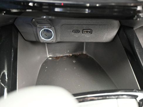 Used 2026 Chevrolet Trax RS image 24